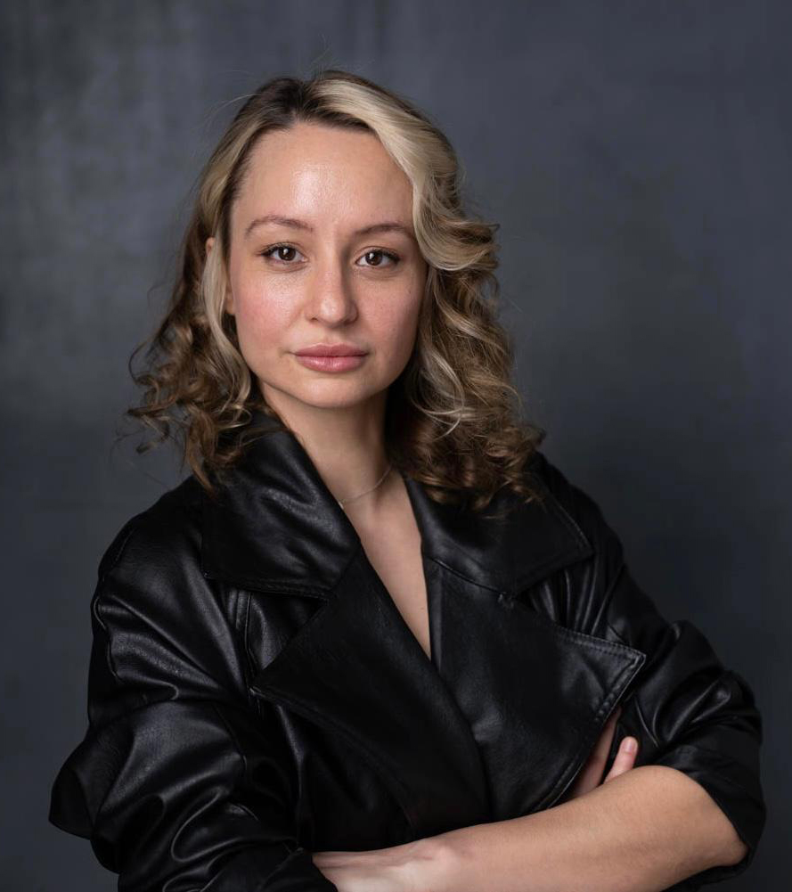 Portrait of Ana Parvu Avocat (Parvu Legal)